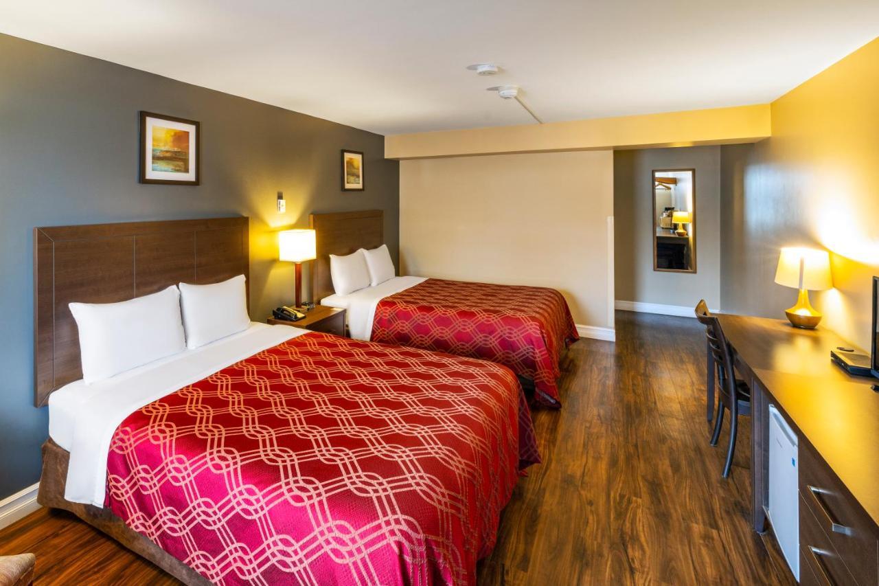 Econolodge Miramichi Esterno foto
