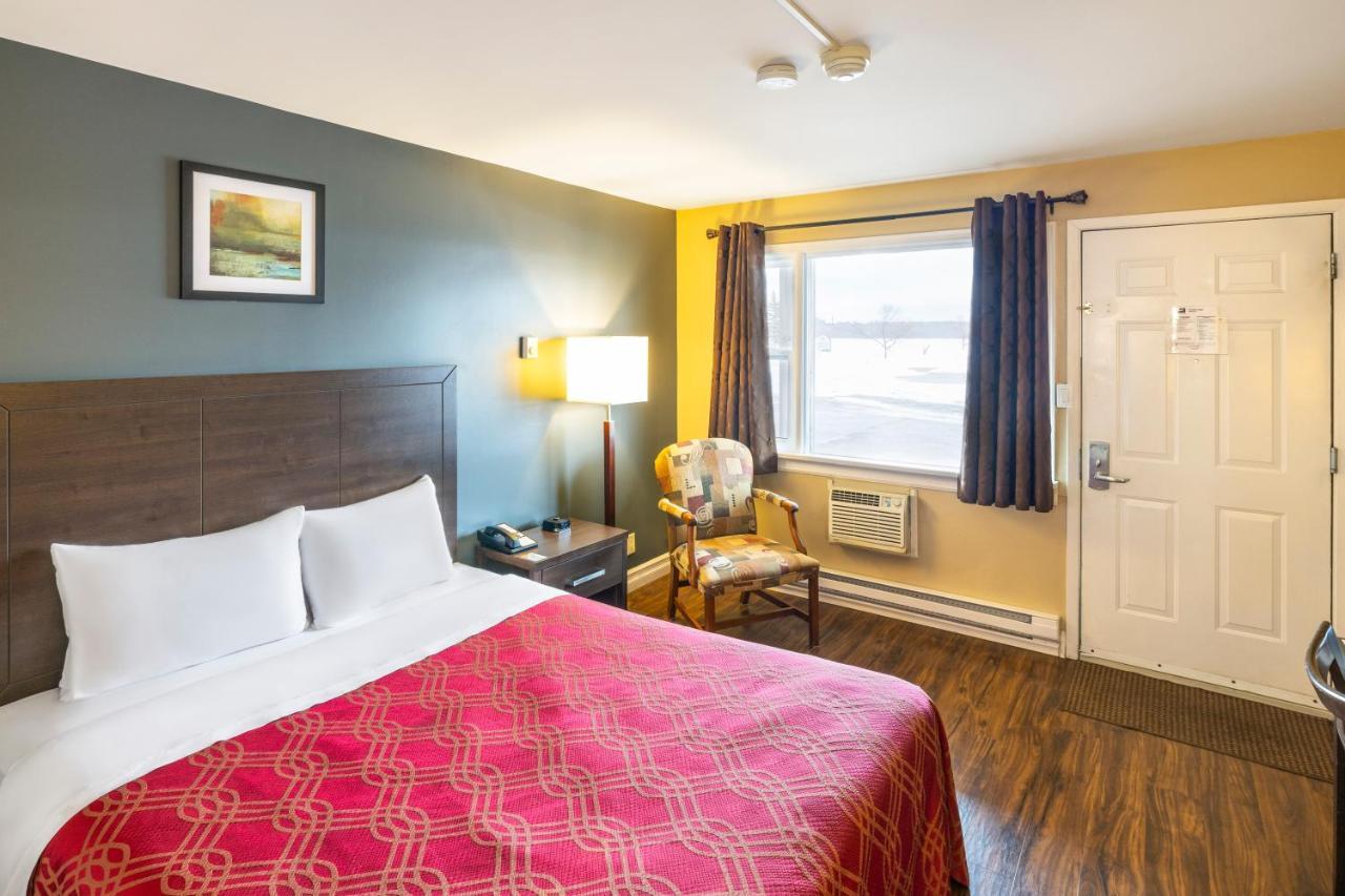 Econolodge Miramichi Esterno foto