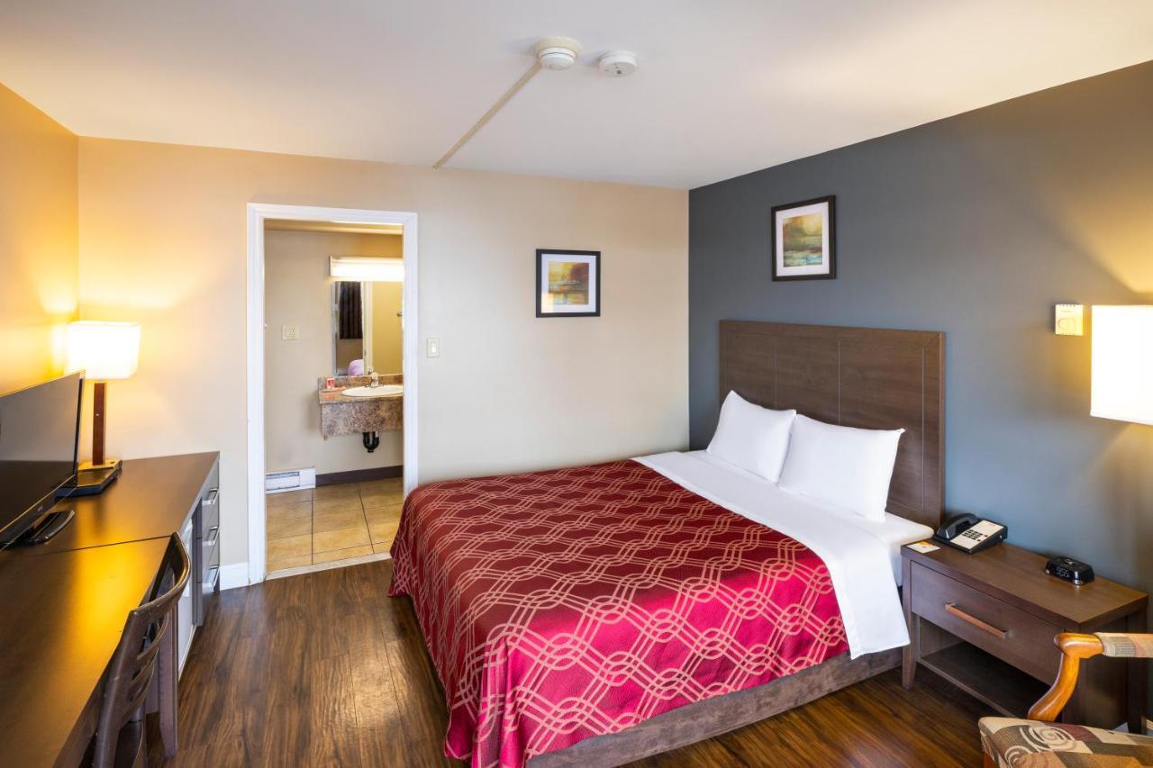 Econolodge Miramichi Esterno foto