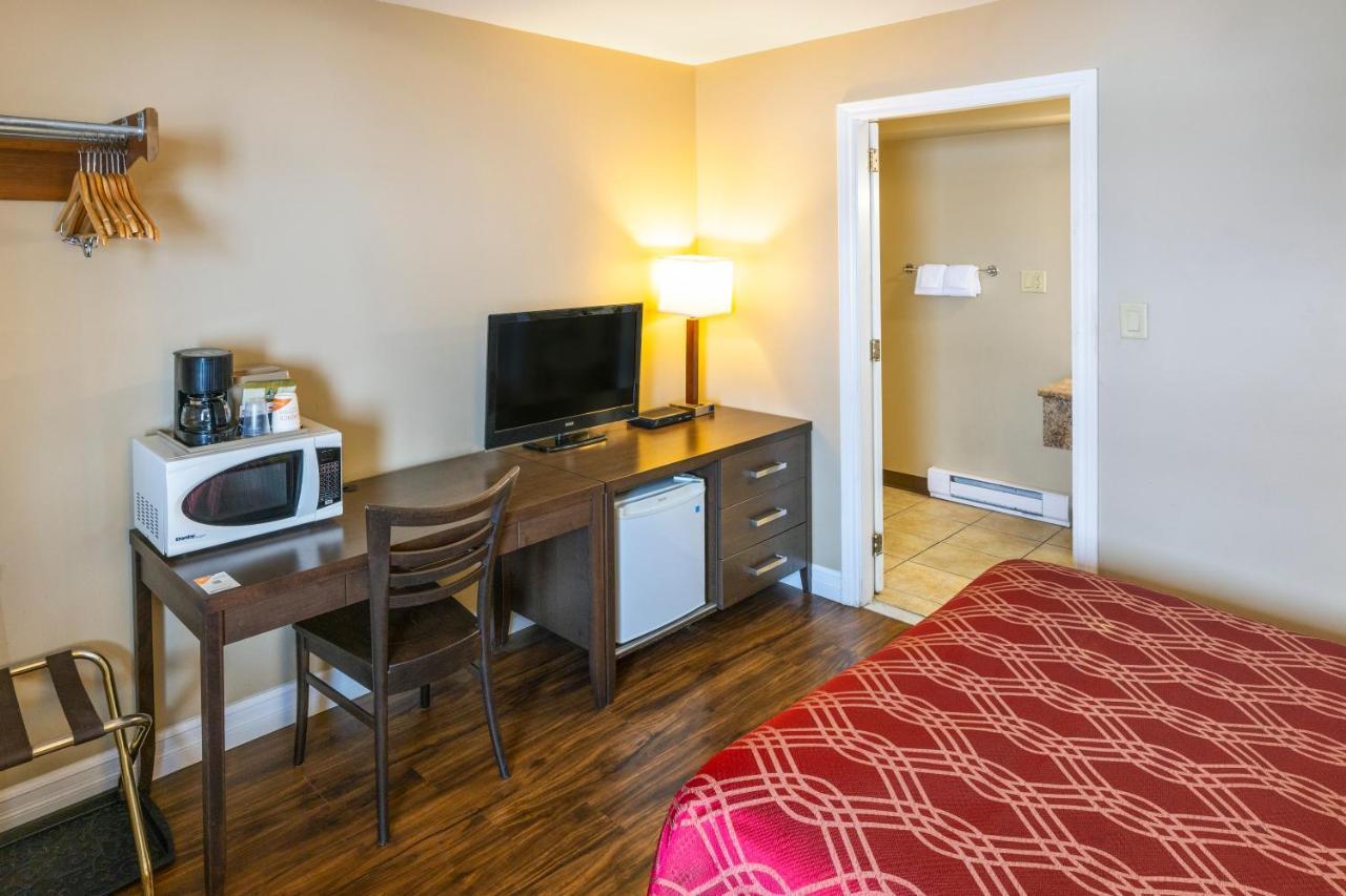 Econolodge Miramichi Esterno foto