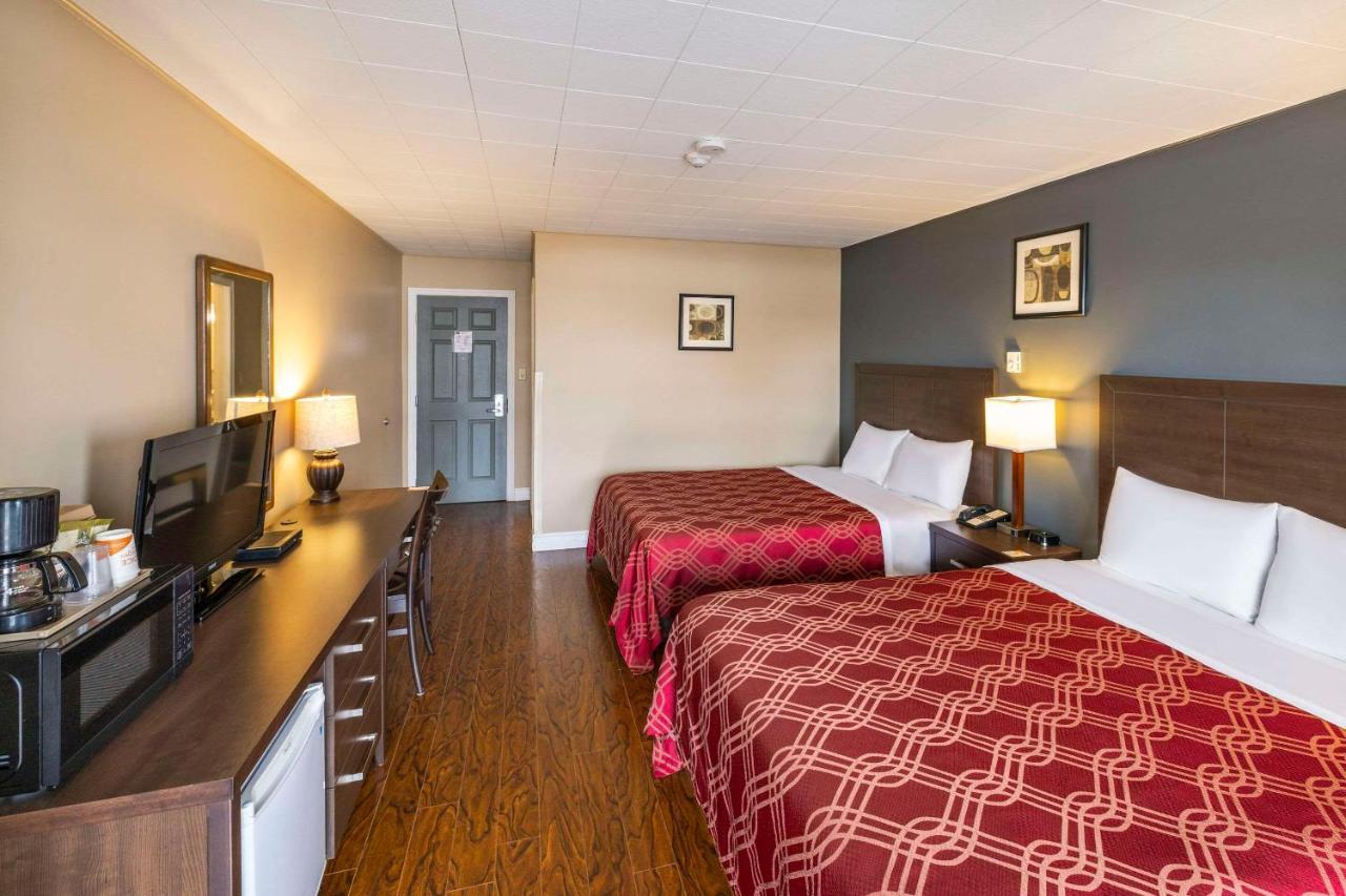Econolodge Miramichi Esterno foto