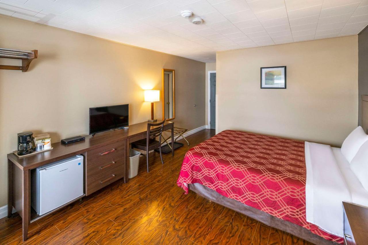 Econolodge Miramichi Esterno foto